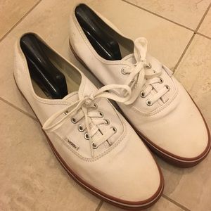 Vans White Gum Soles Men’s 11